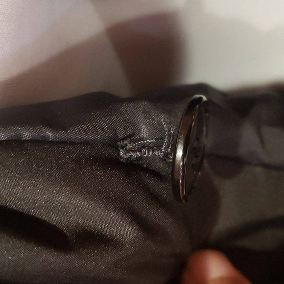 GALLERY black medium raincoat - Picture 7 of 10